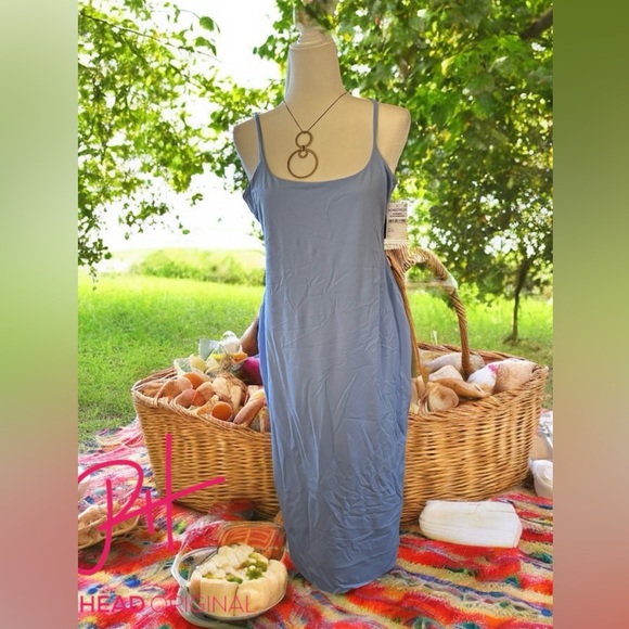 Second date look- Open Edit midi stretch blue hydrangea dress - NWT size XL - Picture 1 of 14